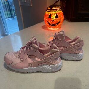Pink Nike Hurache Size 3Y